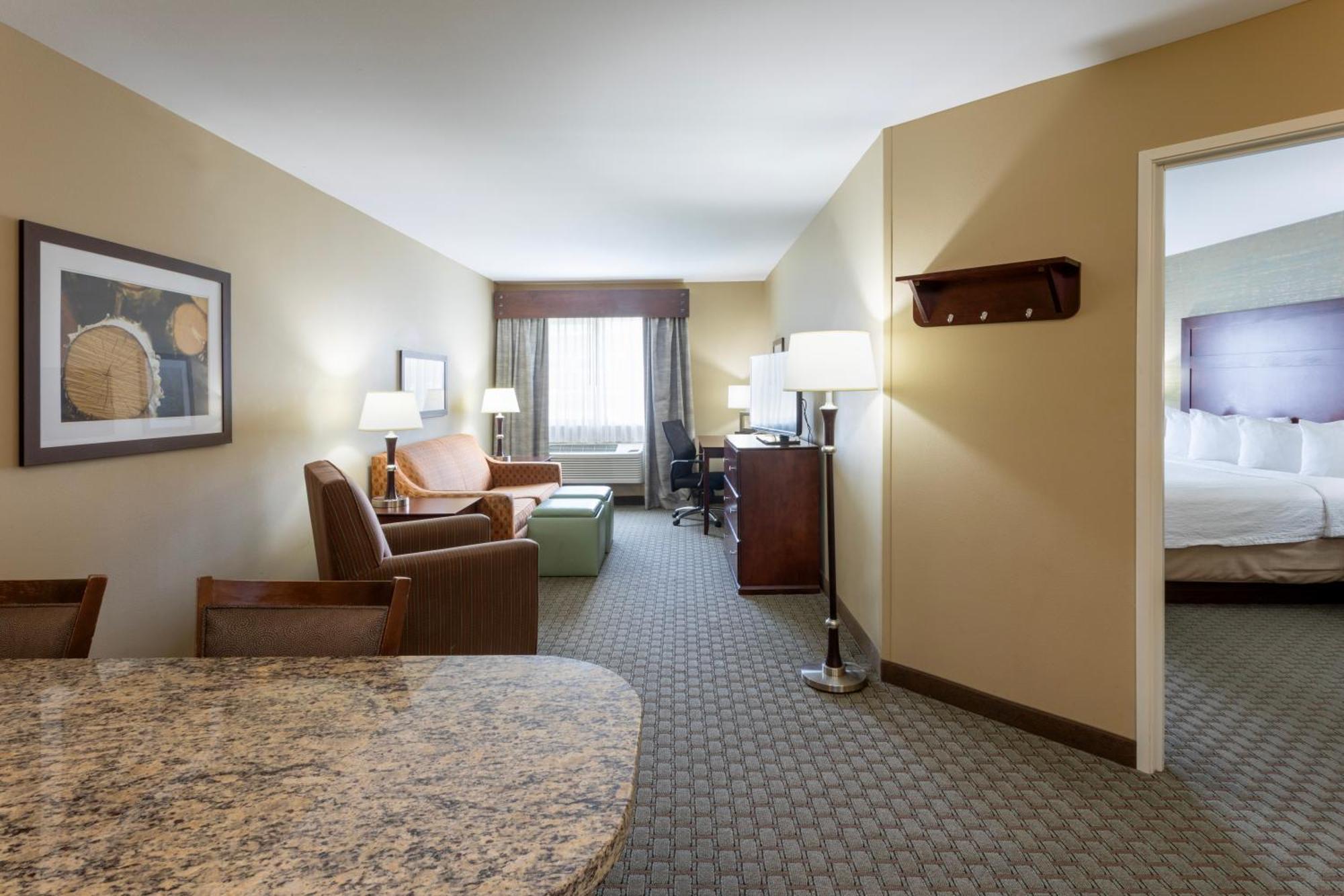 Grandstay & - Morris