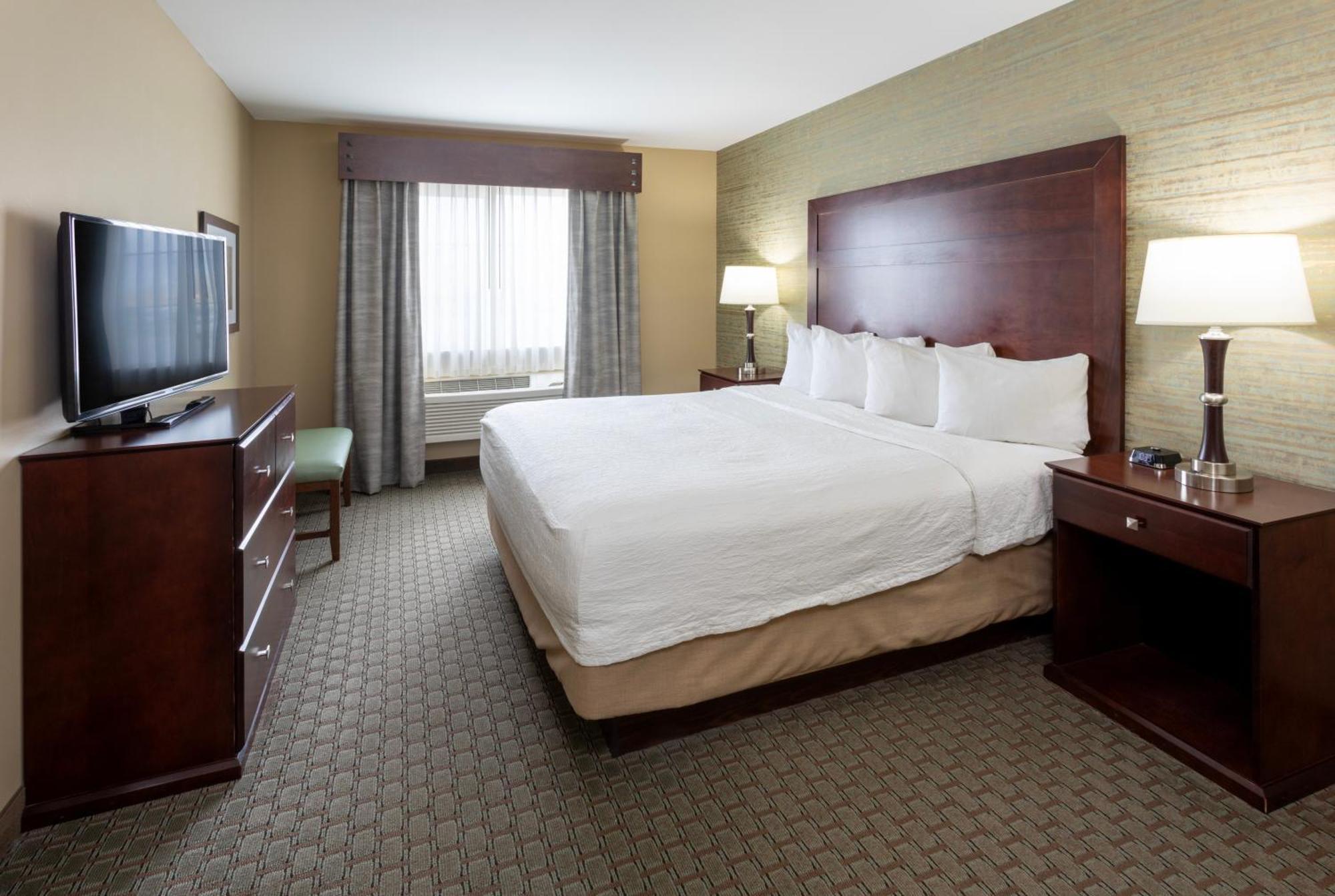 Hotel Grandstay & -