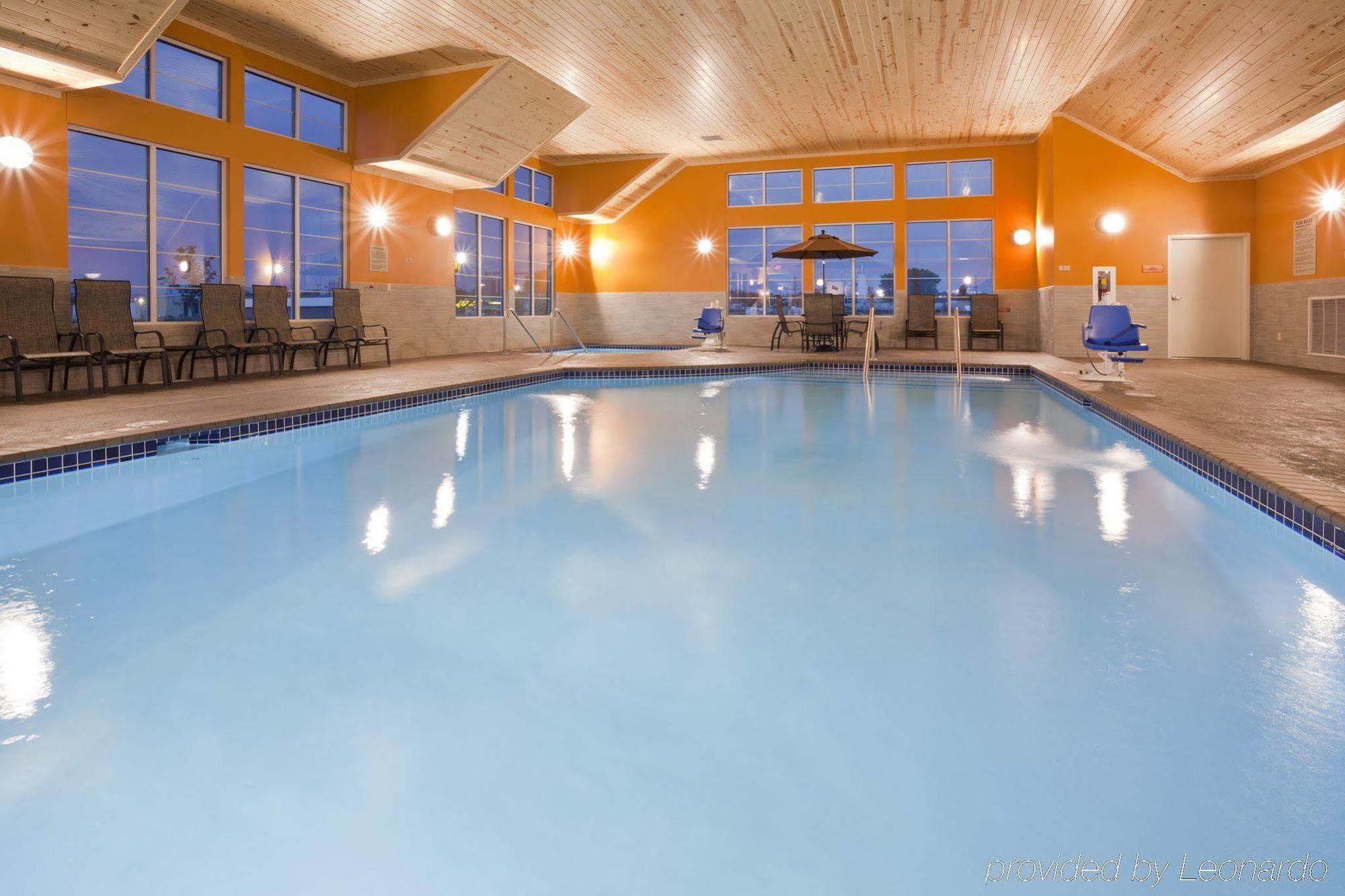 Grandstay & - 2*