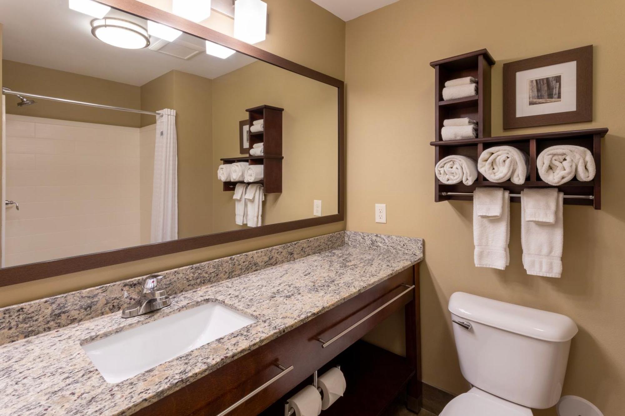 Grandstay & -